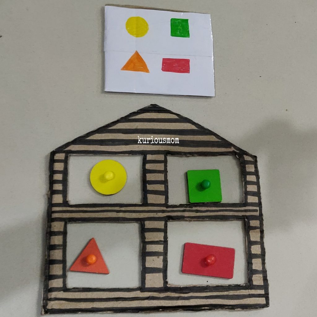 Replicate the pattern of shapes